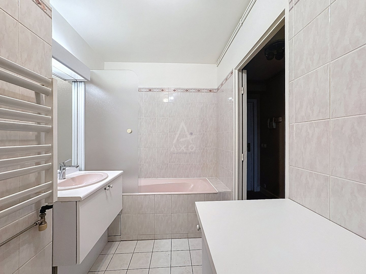 vente Appartement Paris 18eme Arrondissement - Photo 6