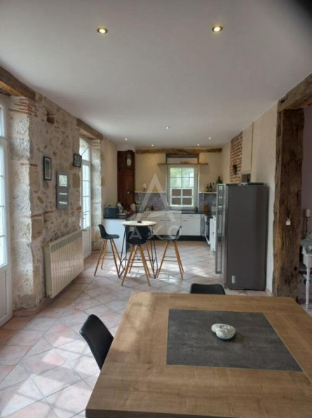 vente Maison bourgeoise Castelnau D'auzan - Photo 5