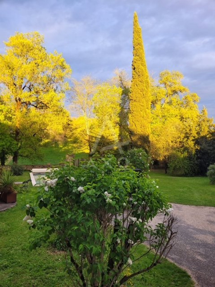 sale Maison de caractère Douzat - Photo 5