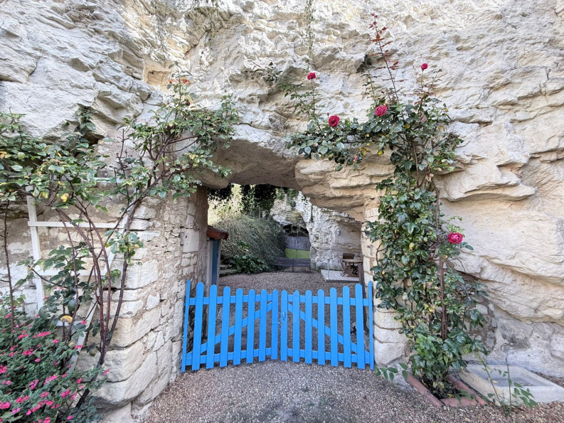 vente Résidence tourisme campagne Le Puy Notre Dame - Photo 1