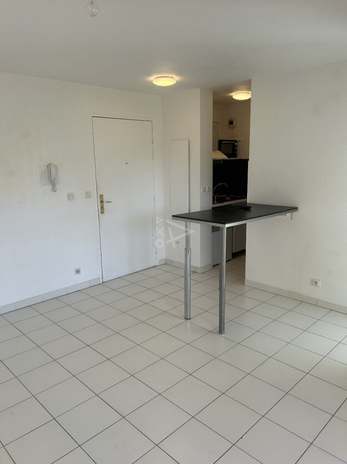vente Appartement Marseille 8eme Arrondissement - Photo 3