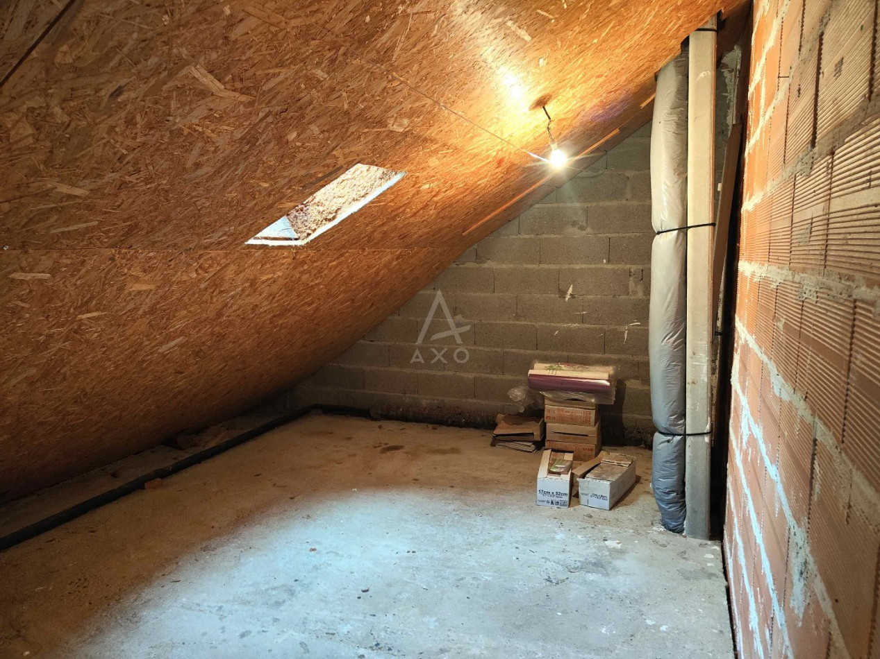 location Maison Contigne - Photo 7