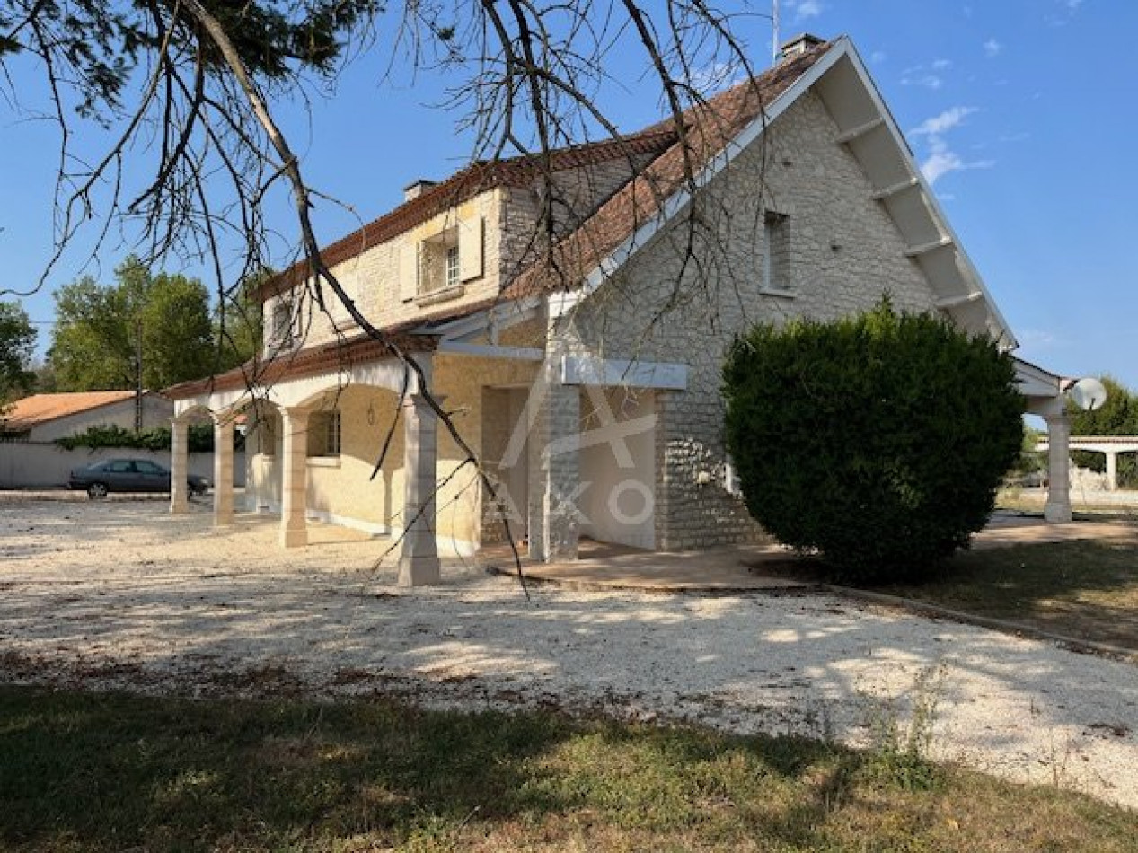 vente Maison et terrain Angouleme - Photo 1