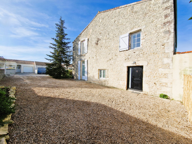 vente Maison Angliers - Photo 2