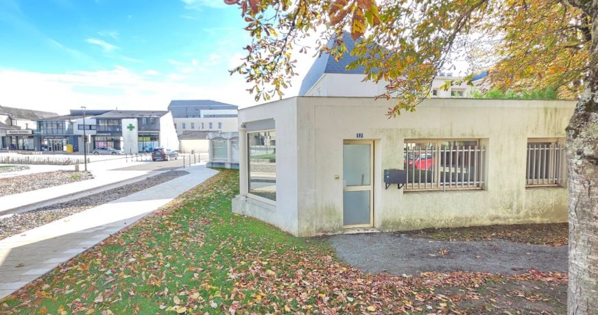 location Bureau Avrille