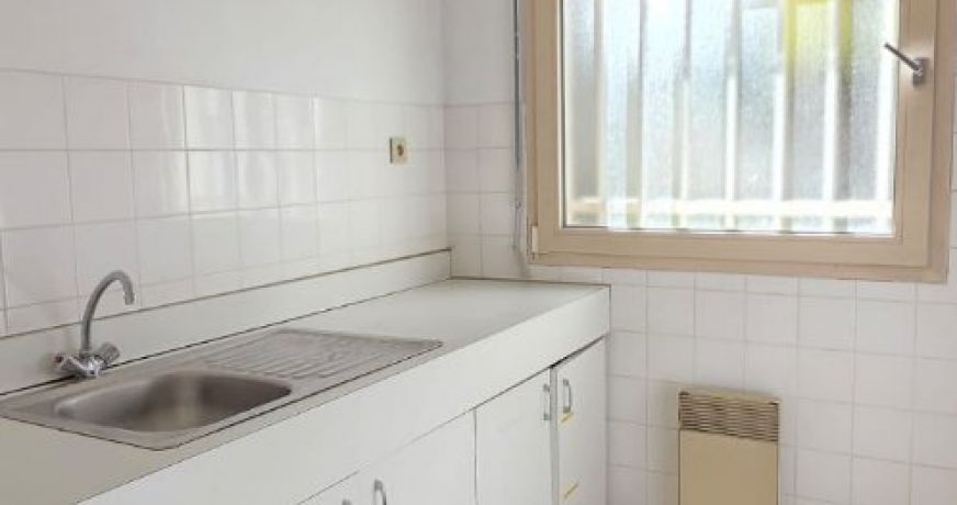 location Bureau Avrille