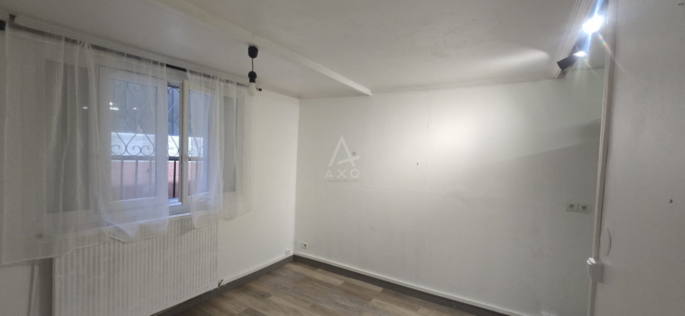 vente Appartement Paris 18eme Arrondissement - Photo 3