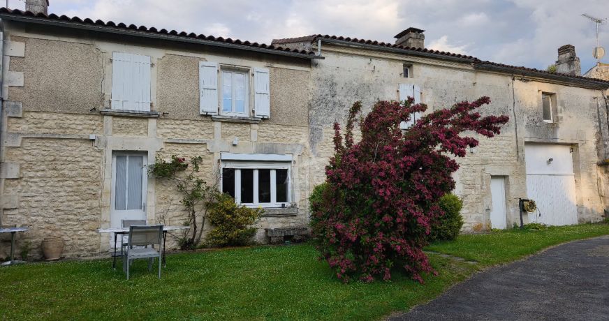 vente Demeure de ville et village Angouleme