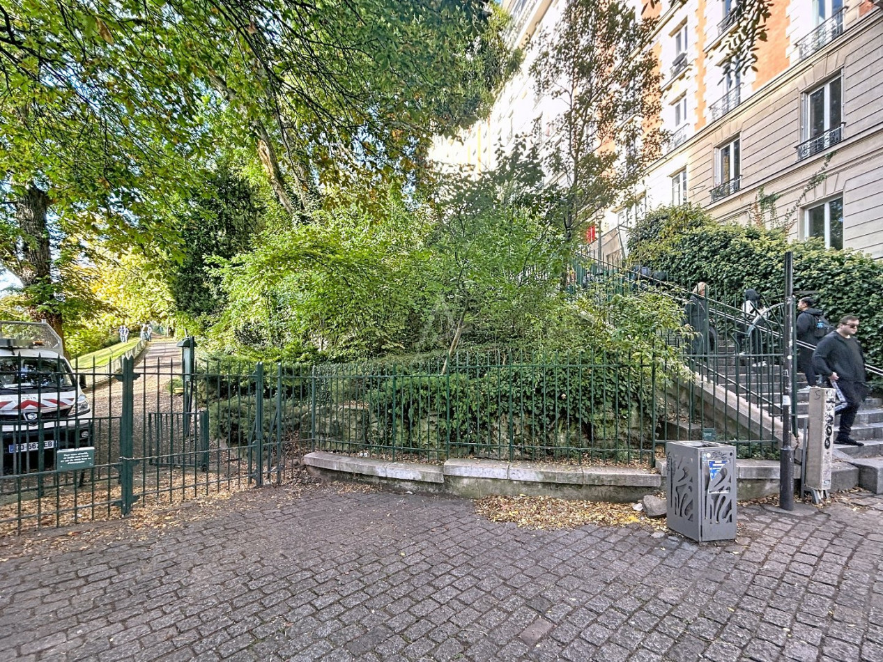 vente Appartement Paris 18eme Arrondissement - Photo 1