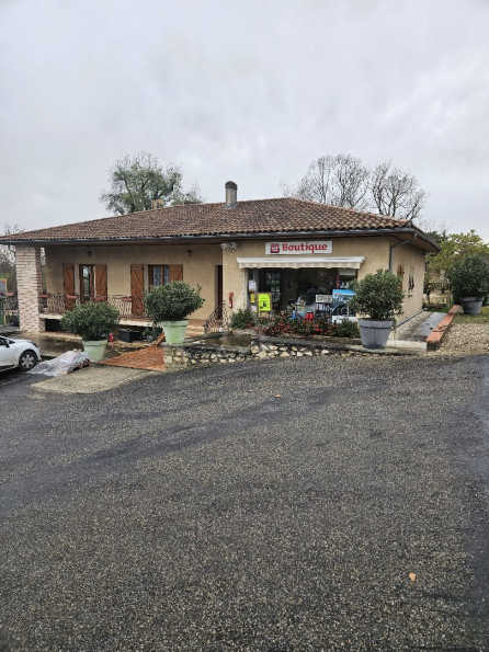 vente Station service Montreal - Photo 2