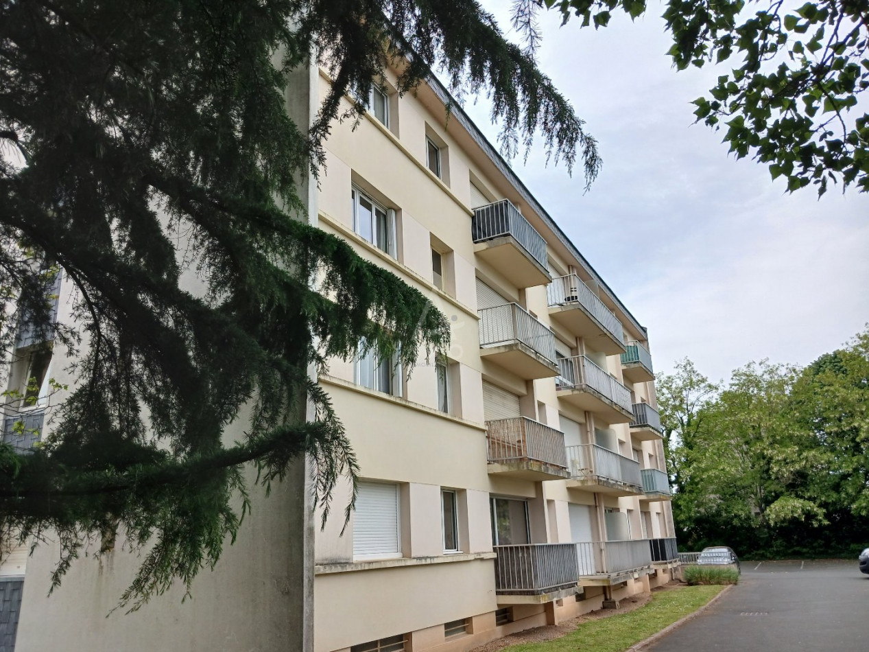 vente Studio Angers - Photo 2