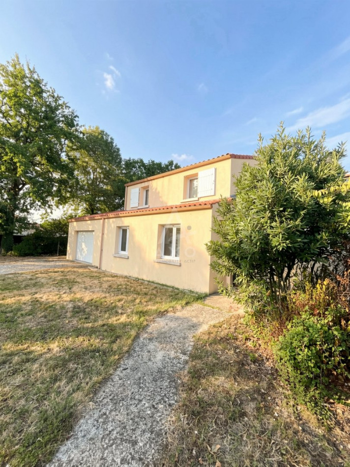 vente Maison Montaigu-vendÉe - Photo 2