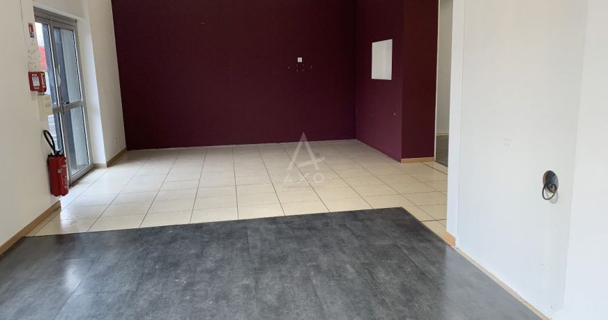 location Local commercial Champniers