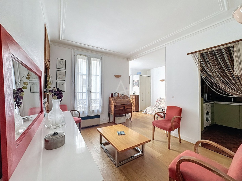 vente Appartement Paris 18eme Arrondissement - Photo 1