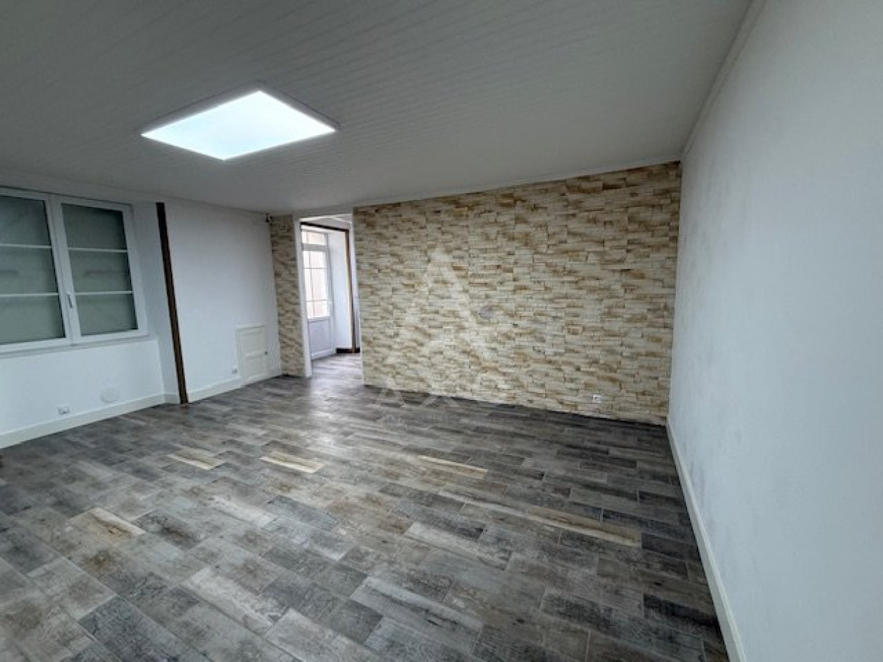 vente Maison de ville Chasseneuil Sur Bonnieure - Photo 3