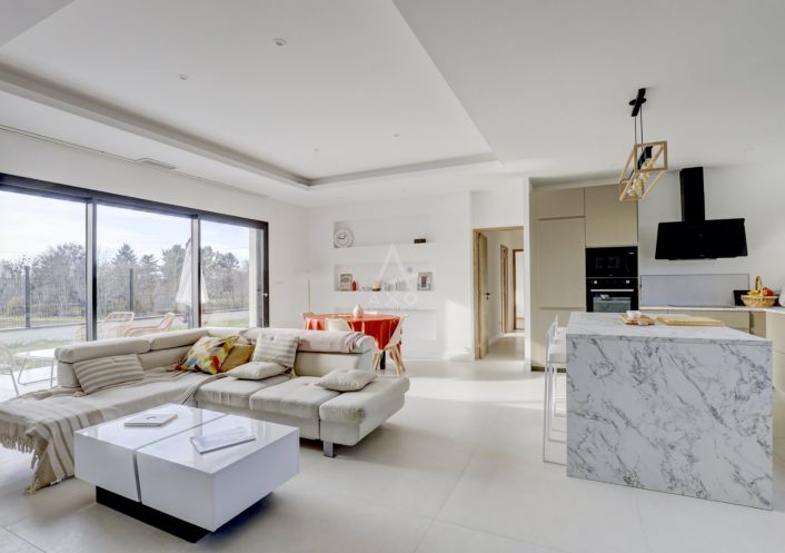 vente Maison contemporaine Villeneuve-les-bouloc