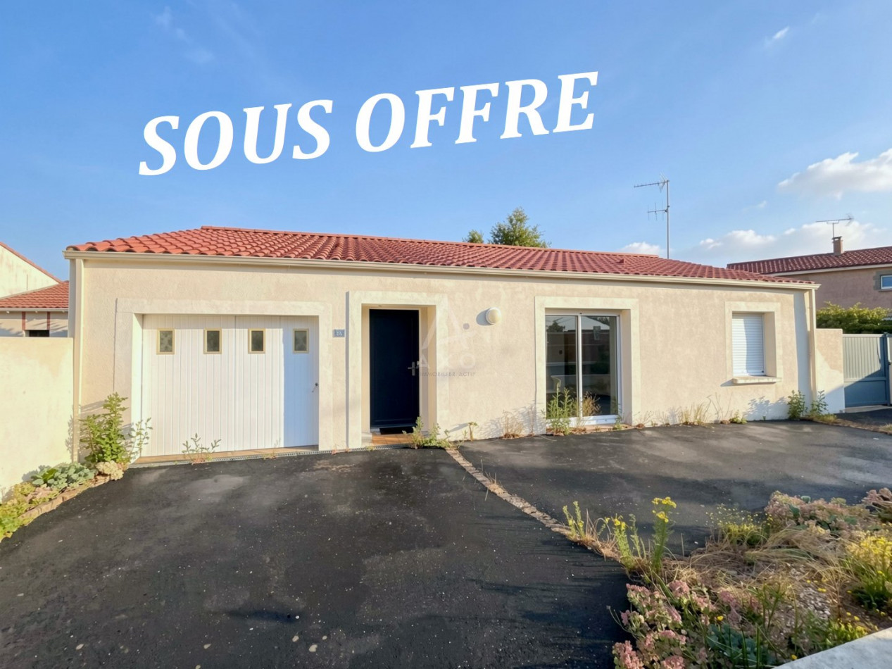 vente Maison Les Brouzils - Photo 1
