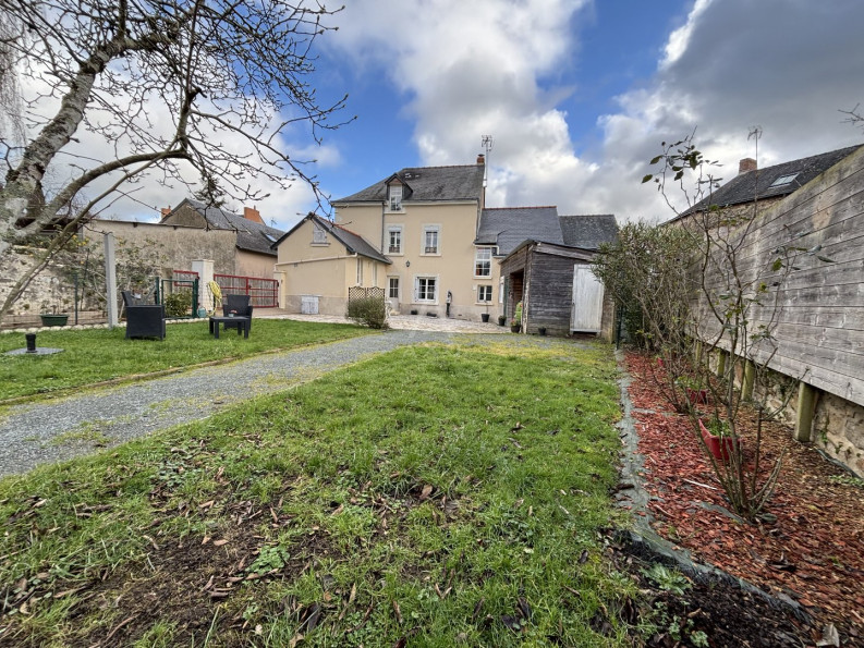 vente Maison Chemire Sur Sarthe - Photo 1