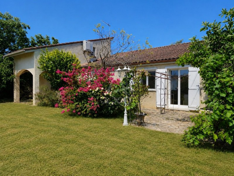vente Maison individuelle Saint-jean - Photo 1
