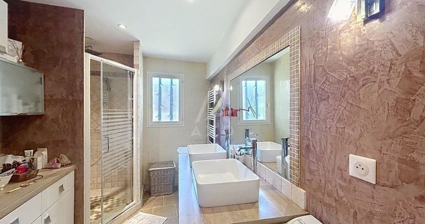 vente Maison et dépendances Luplante