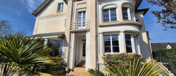 vente Maison bourgeoise Longue Jumelles