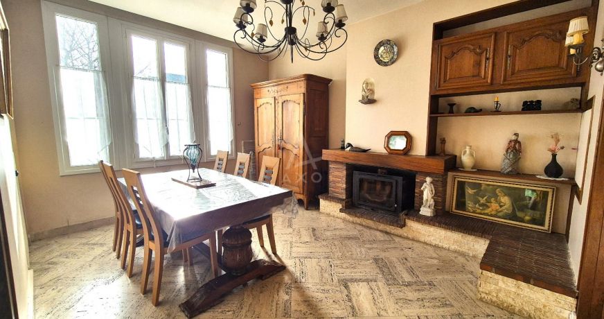 vente Maison bourgeoise Longue Jumelles