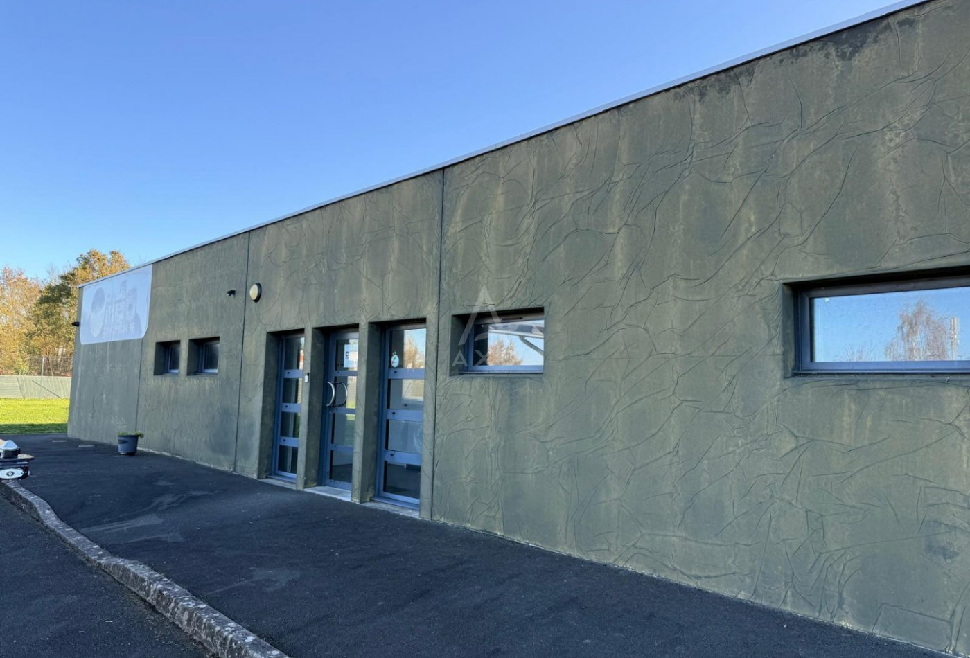 location Bureau Les Brouzils - Photo 1