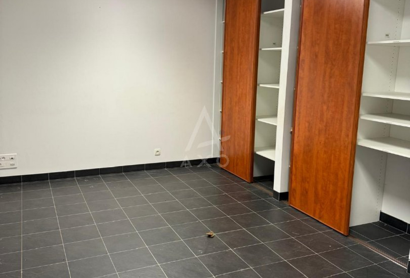 location Bureau Les Brouzils - Photo 3