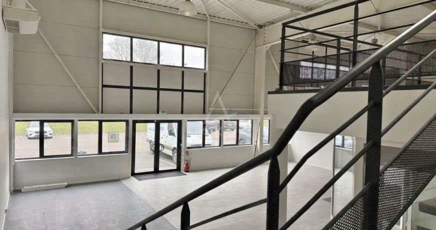 location Local commercial Marly