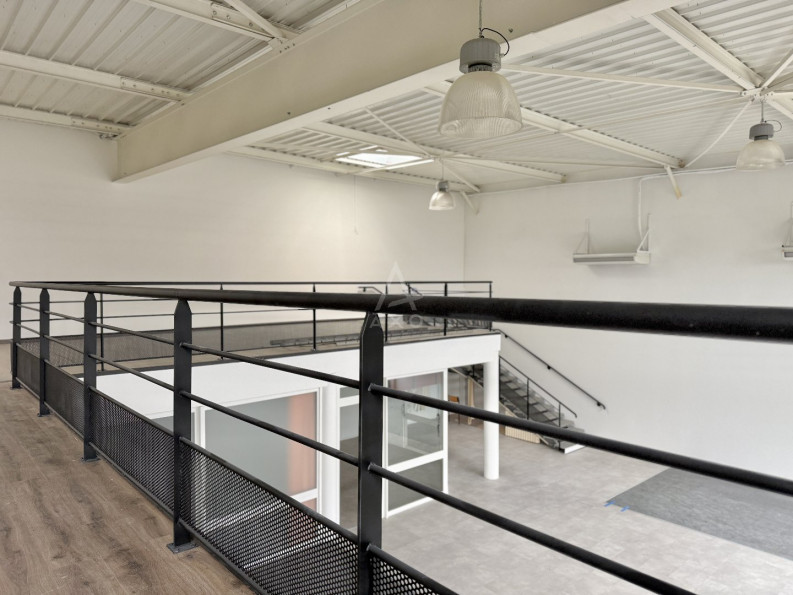 location Local commercial Marly - Photo 6