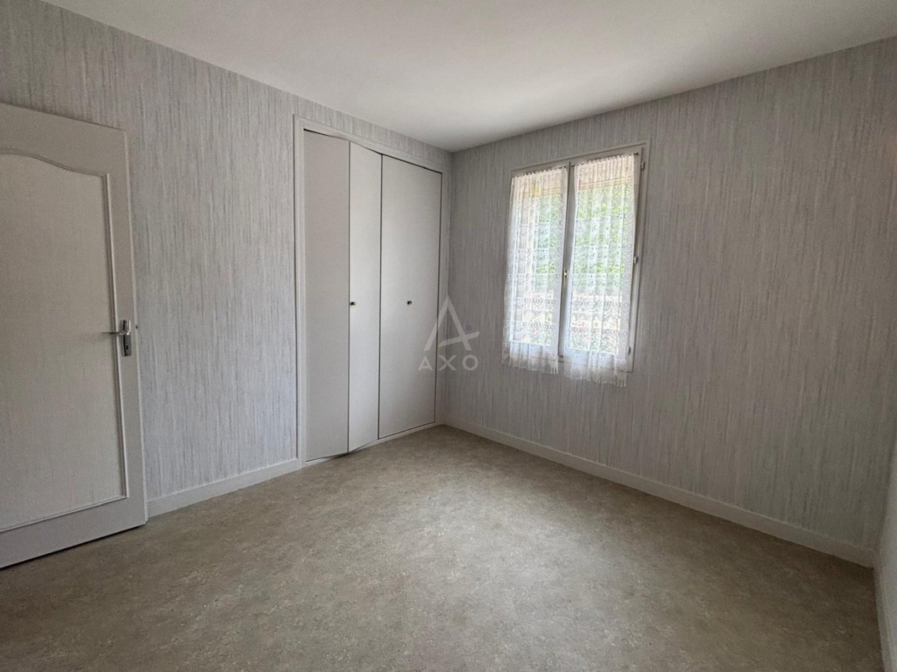 vente Maison Saint Denis D'anjou - Photo 10