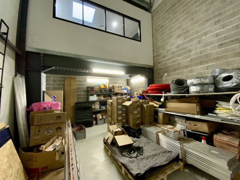 location Entrepots et bureaux Fabregues - Photo 10