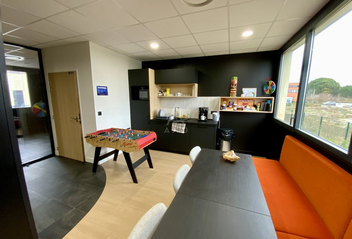 location Entrepots et bureaux Fabregues - Photo 1