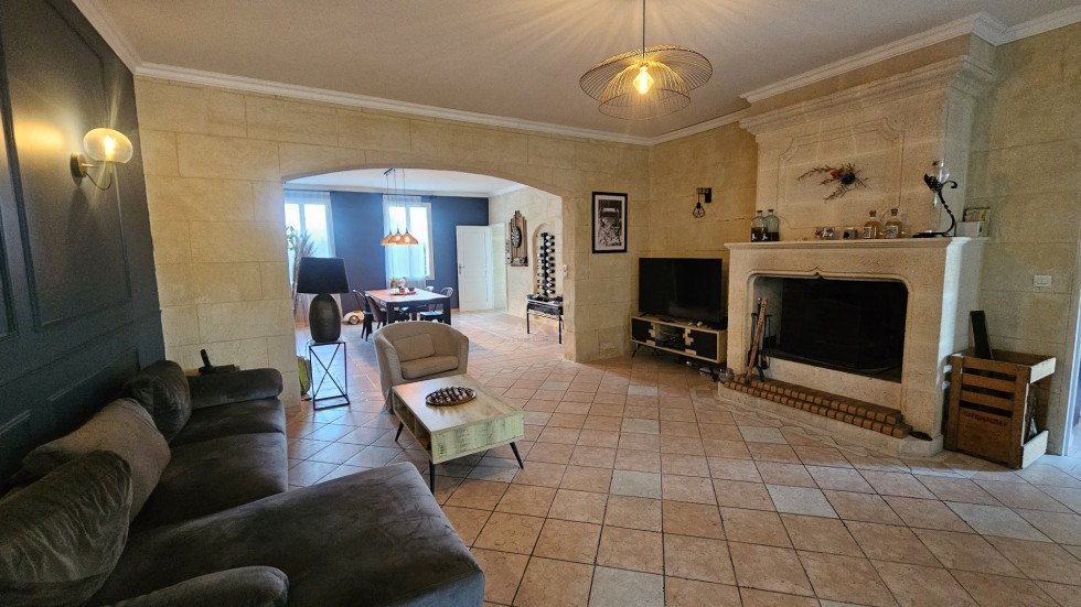 vente Maison Villegouge - Photo 2