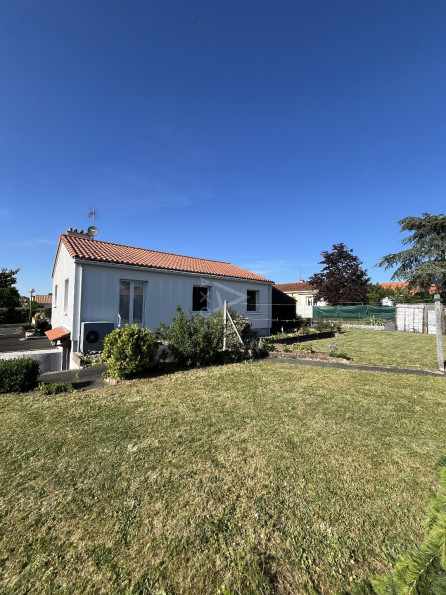 vente Maison Montaigu-vendÉe - Photo 1