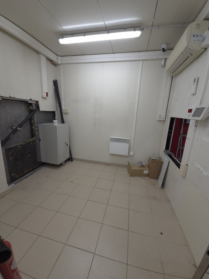 vente Local commercial Solre Le Chateau - Photo 4