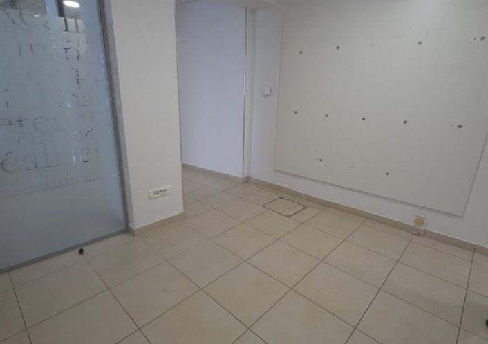 vente Local commercial Solre Le Chateau