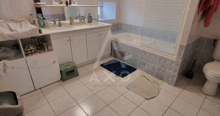 location Maison de village La Bruffiere