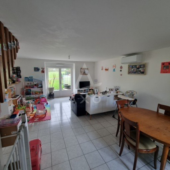location Maison de village La Bruffiere - Photo 1