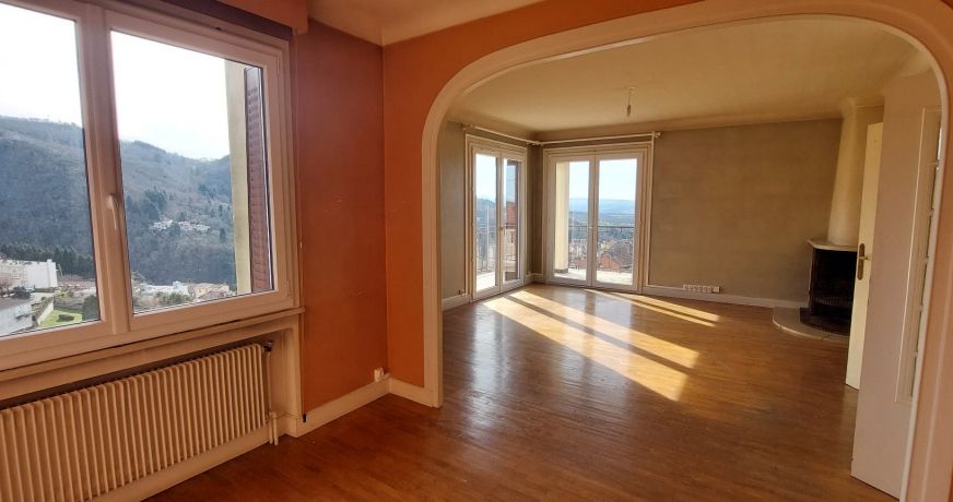 vente Maison et dépendances Thiers