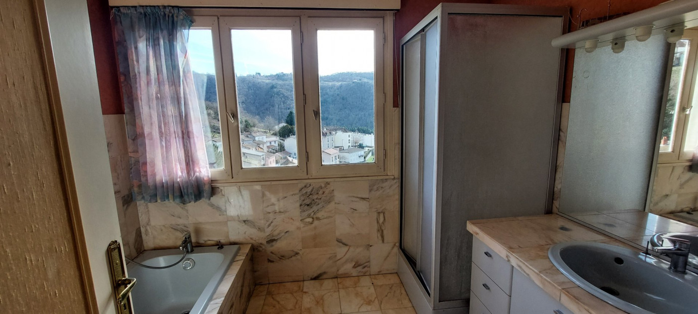 vente Maison et dépendances Thiers - Photo 7