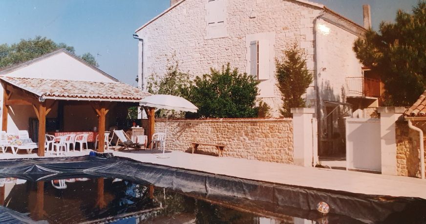 vente Maison en pierre Chazelles