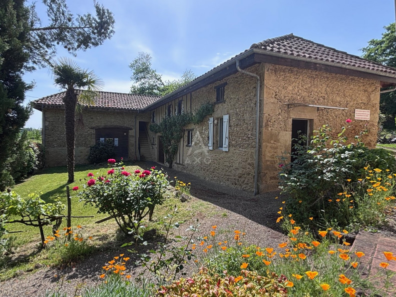 vente Hôtel restaurant Beaumarches - Photo 5