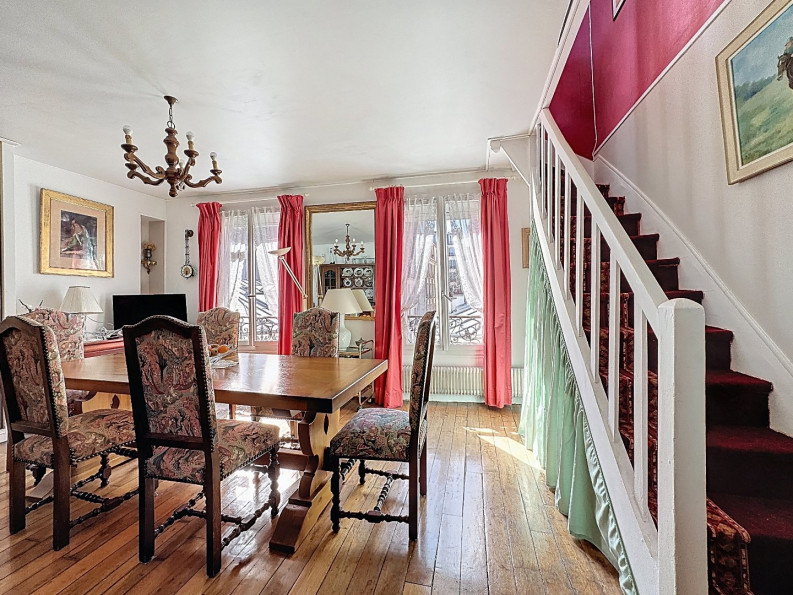 vente Appartement ancien Paris 18eme Arrondissement - Photo 1