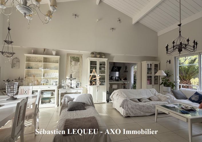 vente Ensemble immobilier Saint-genies-bellevue