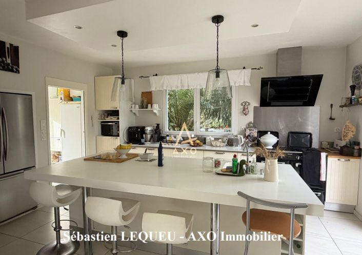 vente Ensemble immobilier Saint-genies-bellevue
