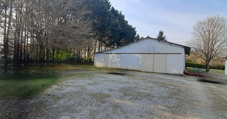 vente Hangar Chazelles