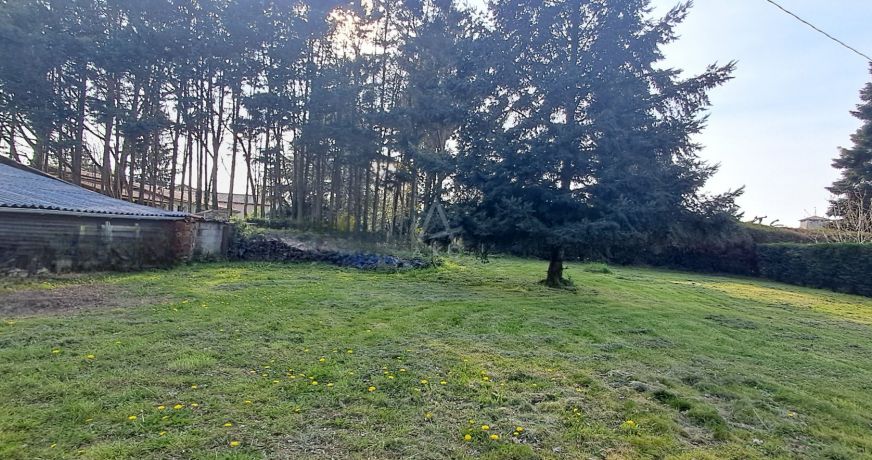 vente Hangar Chazelles