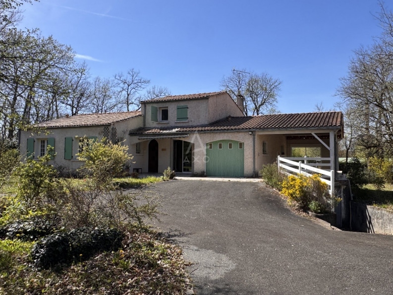 vente Maison Voeuil Et Giget - Photo 1