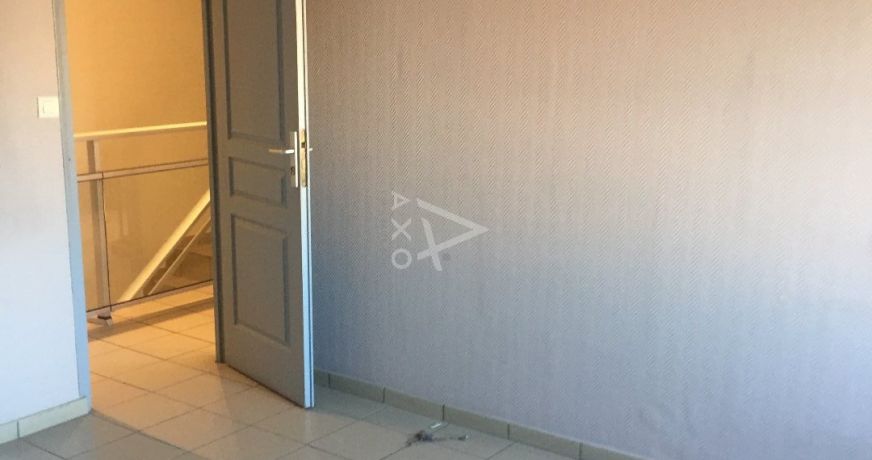 location Bureau Petite Synthe